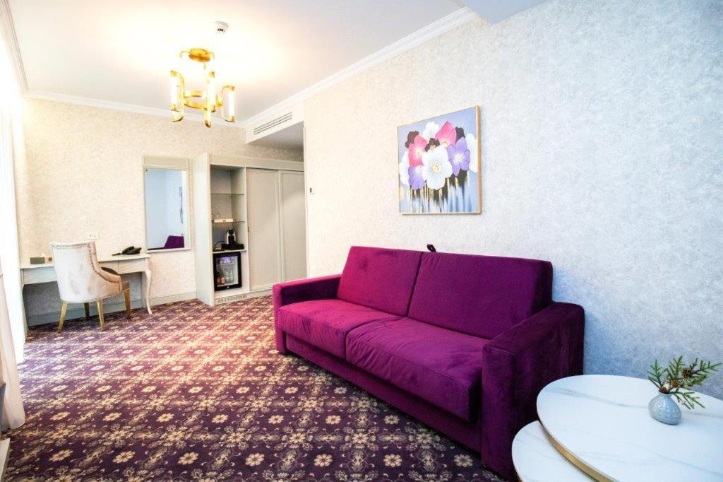 Hotel Foisorul Cu Flori ซินายา ภายนอก รูปภาพ