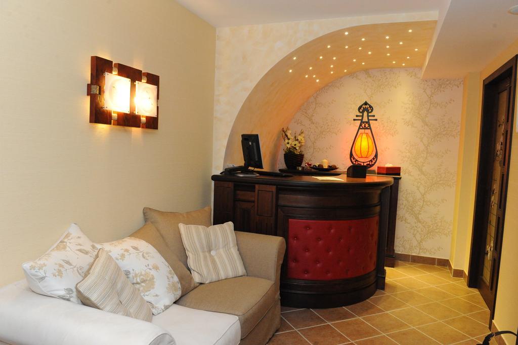 Hotel Foisorul Cu Flori ซินายา ภายนอก รูปภาพ
