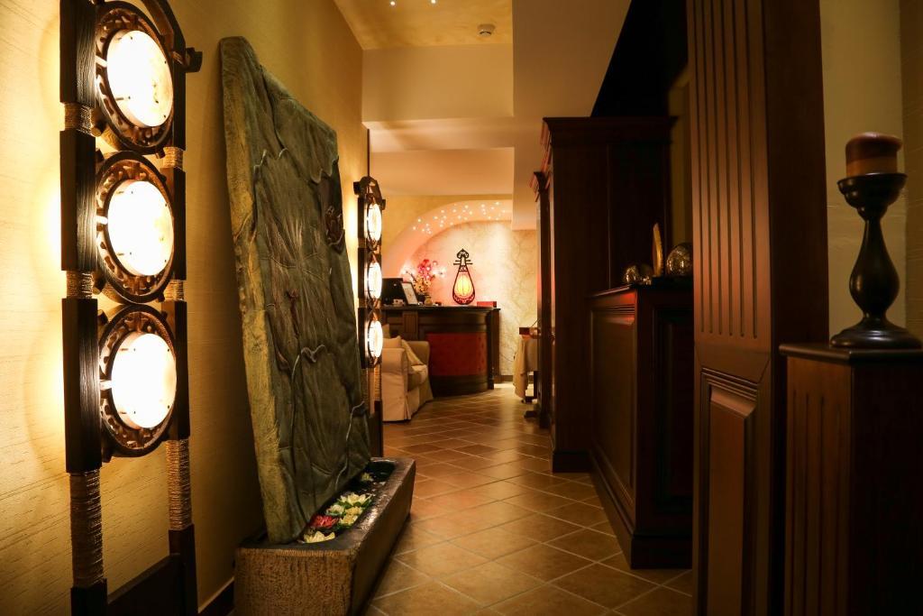 Hotel Foisorul Cu Flori ซินายา ภายนอก รูปภาพ